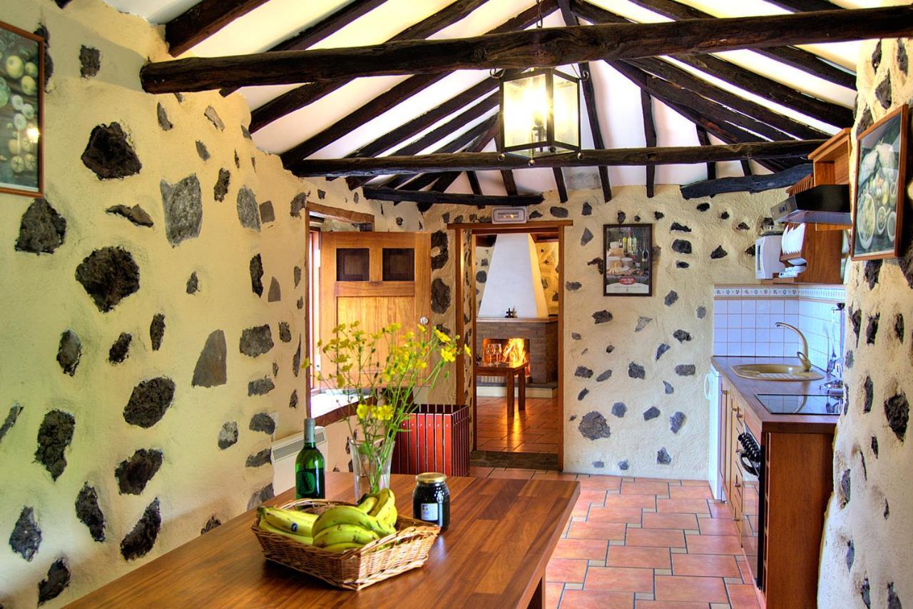 Holidaynorthtenerife Casa Rural Montiel Icod De Los Vinos Room photo